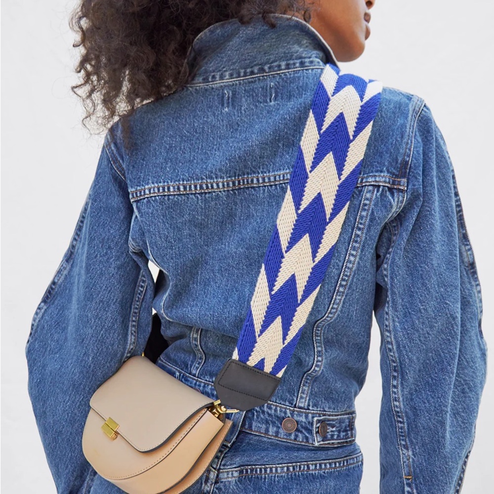 The Classic Salt Strap Crossbody - Duke